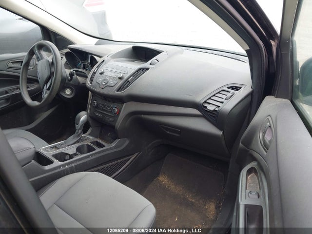 1FMCU0F74KUC16379 Ford ESCAPE S