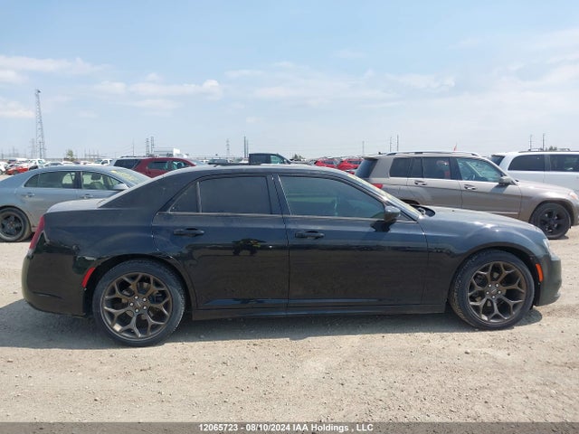 Chrysler 2017 2017 2C3CCABG5HH624098 Image 14