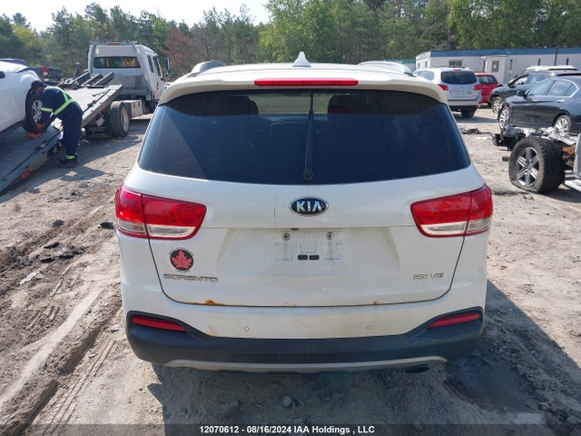 5XYPHDA50HG297236 KIA Sorento