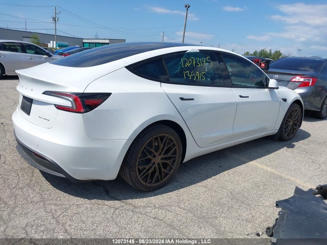 Продажа на аукционе авто 2024 Tesla Model 3, vin: LRW3E7EB6RC135915, номер лота: 12073145