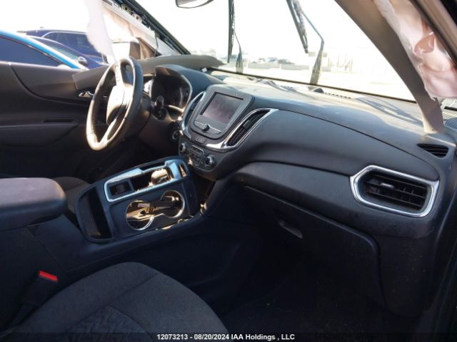 3GNAXUEV0NL259598 Chevrolet EQUINOX LT