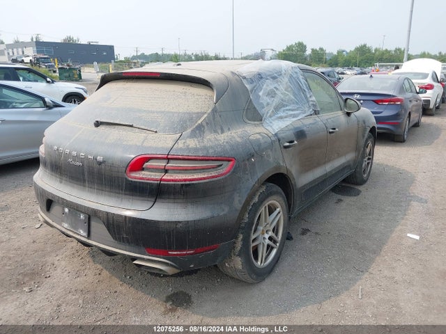 Porsche Macan 2018 WP1AA2A57JLB09674 Image 4