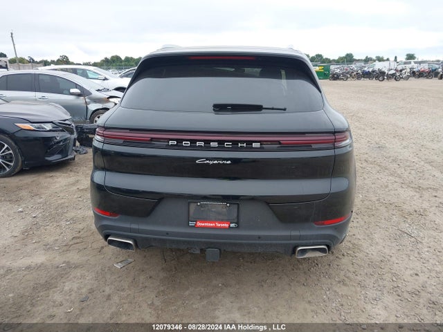 Porsche Cayenne 2024 WP1AA2AY1RDA01258 Image 17