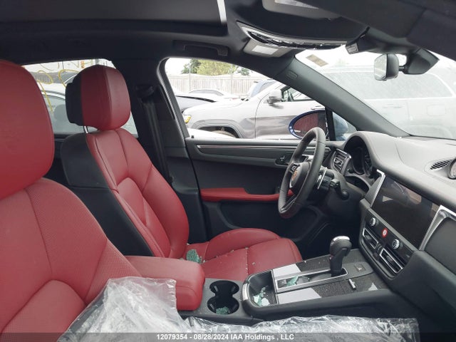 WP1AA2A5XRLB13116 Porsche Macan T