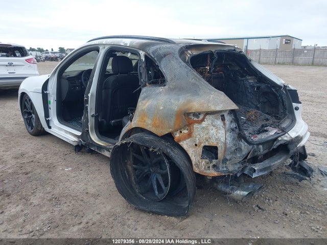 Porsche Macan Gts 2024 WP1AF2A58RLB57990 Image 3
