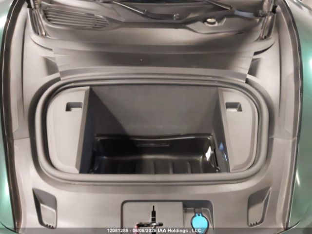 WP0BB2Y10NSA71337 Porsche Taycan