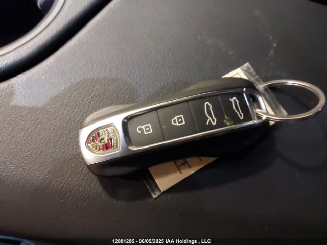 WP0BB2Y10NSA71337 Porsche Taycan