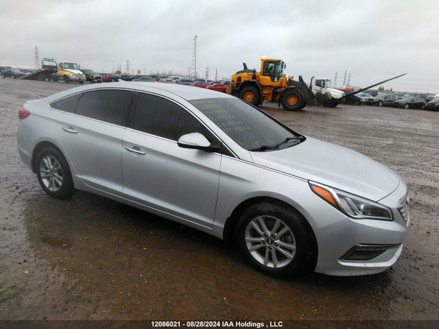 2015 5NPE24AF6FH041500 main image