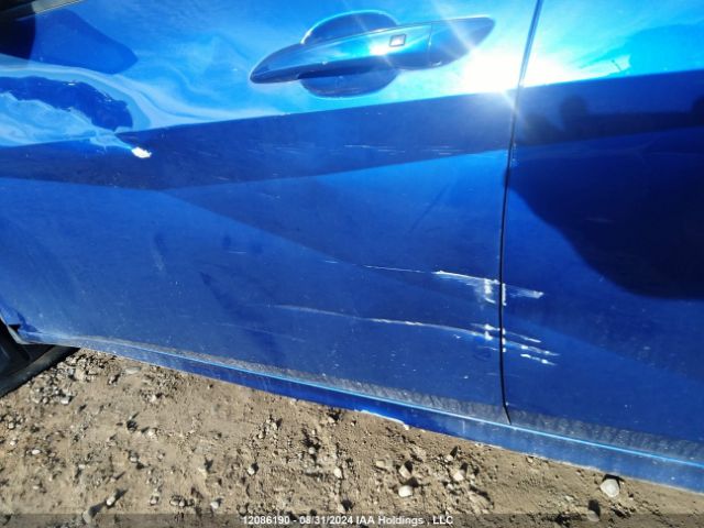 KMHLM4AG5NU335058 Hyundai ELANTRA SEL