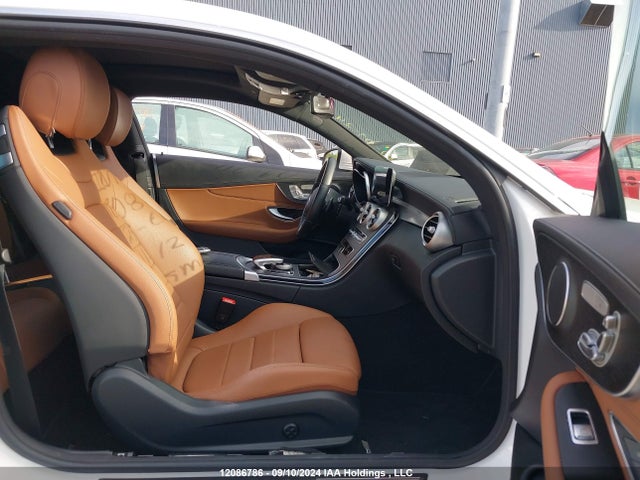W1KWJ8EB2PG124200 Mercedes-Benz m264