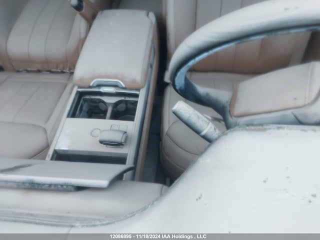 SALKP9FU8RA214706 Land Rover aj120p6h