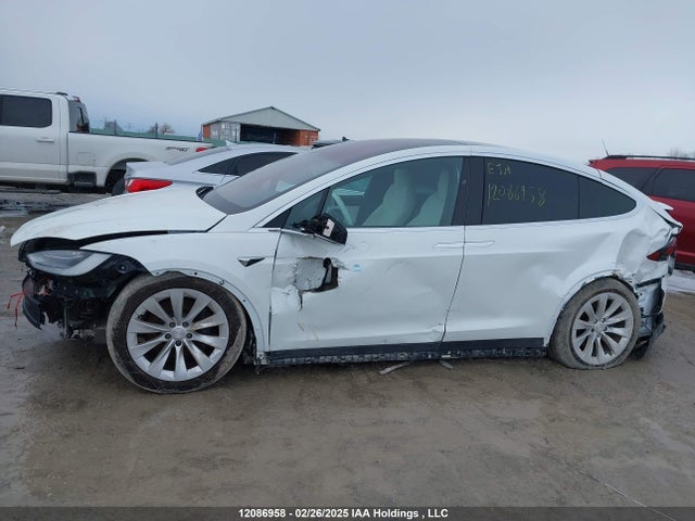 5YJXCAE23LF246634 Tesla MODEL X