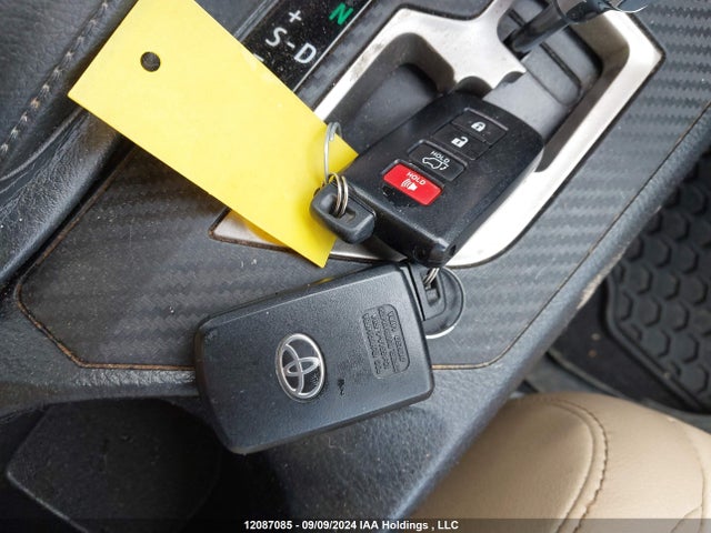Toyota Rav4 Limited 2014 2T3DFREV3EW130592 Image 11