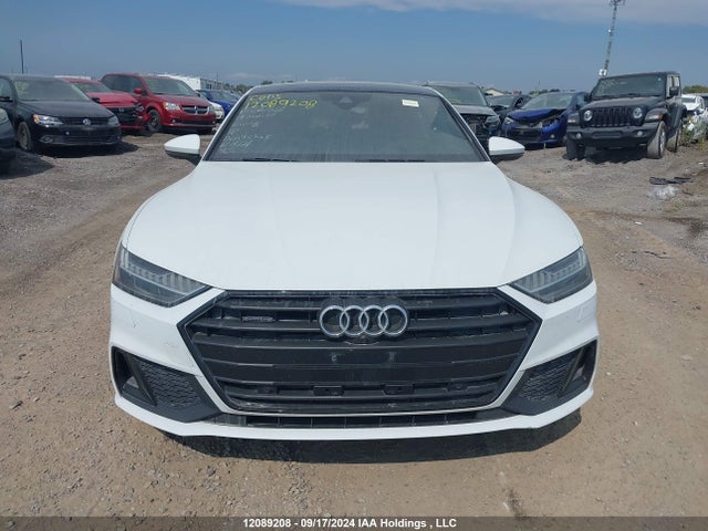 Audi A7 2019 WAUV2AF27KN047012 Image 13