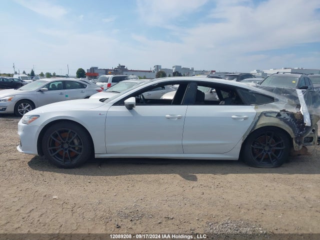 Audi A7 2019 WAUV2AF27KN047012 Image 15