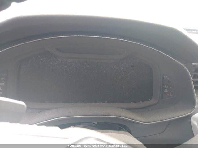 Audi A7 2019 WAUV2AF27KN047012 Image 7