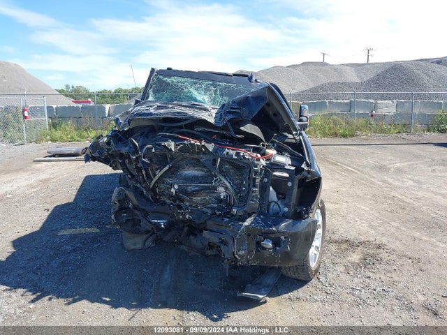 12093081 :رقم المزاد ، 1GT120E8XFF644673 vin ، 2015 Gmc Sierra 2500hd مزاد بيع