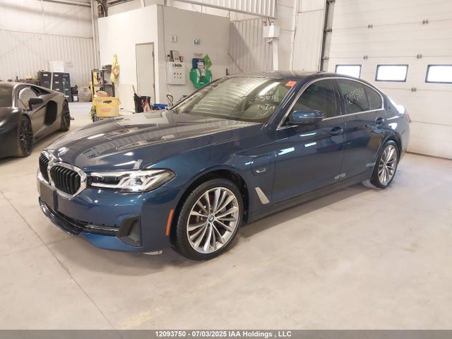 WBA33AG01PCM57325 BMW 530e