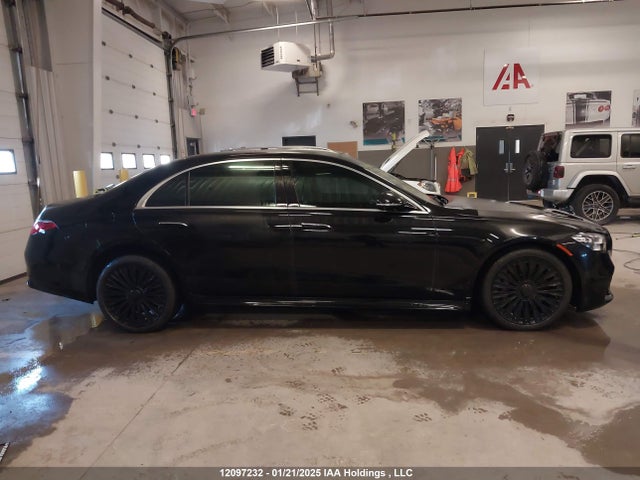 W1K6G7GB2MA039197 Mercedes-Benz m176
