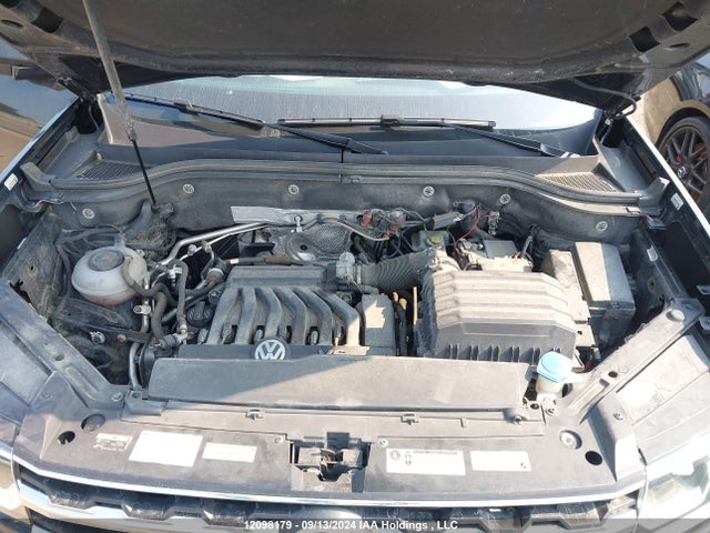 Volkswagen fsi 2018 1V2MR2CA5JC550204 Image 10