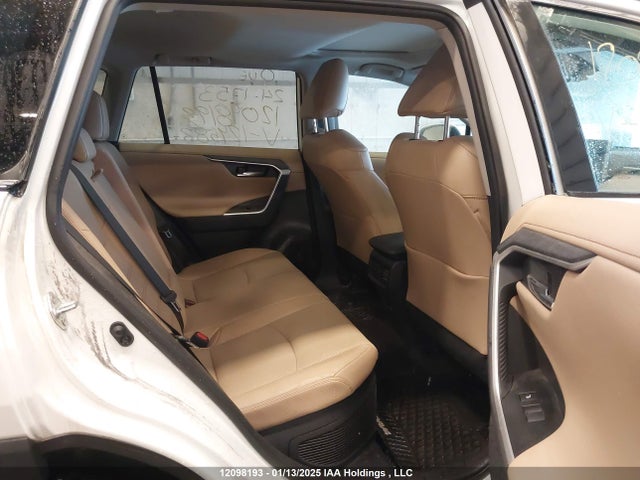 Toyota Rav4 Limited 2021 2T3DWRFV9MW124583 Image 8