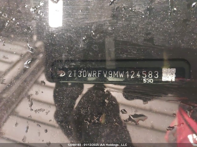 Toyota Rav4 Limited 2021 2T3DWRFV9MW124583 Image 9