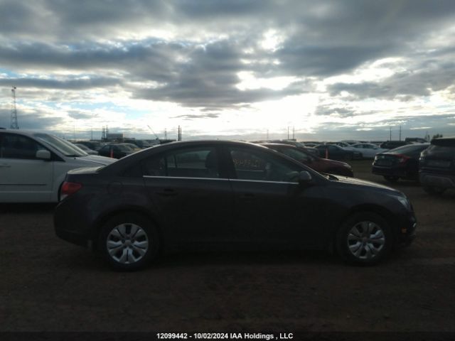 1G1PC5SB3F7174123 Chevrolet Cruze