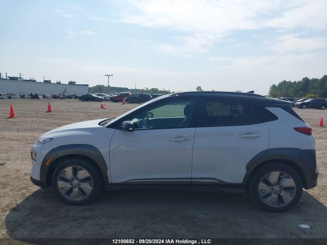 KM8K23AGXMU113559 Hyundai Kona Electric Preferred With Two-tone Roof