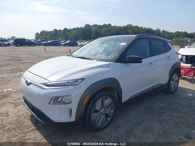KM8K23AGXMU113559 Hyundai Kona Electric Preferred With Two-tone Roof