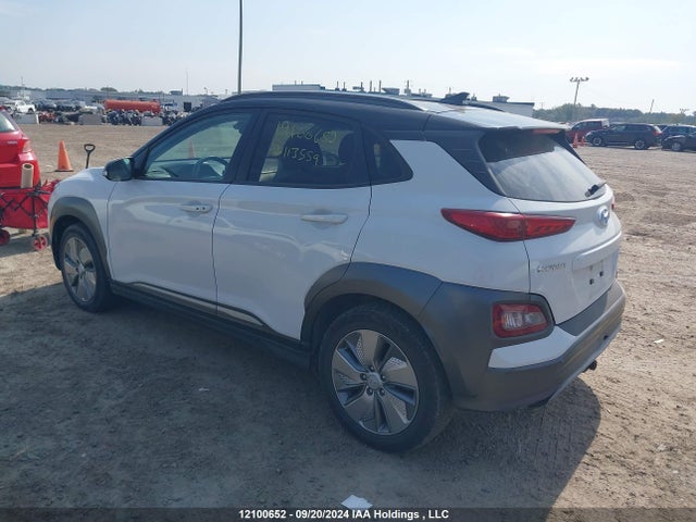 KM8K23AGXMU113559 Hyundai Kona Electric Preferred With Two-tone Roof