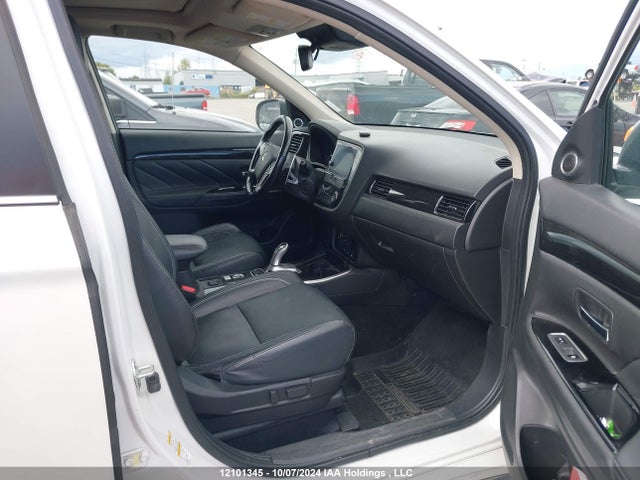 JA4J24A54JZ610880 Mitsubishi OUTLANDER PHEV