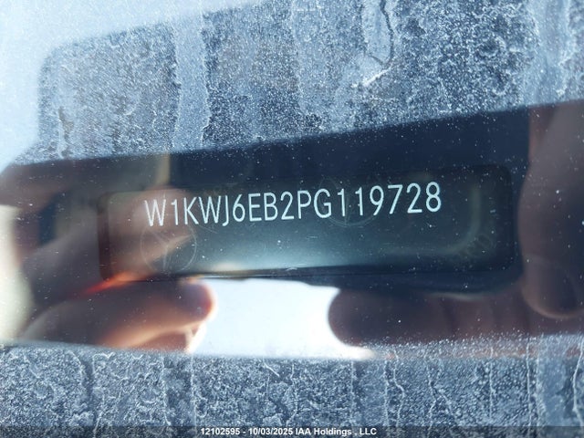 Mercedes-Benz m276 2023 W1KWJ6EB2PG119728 Image 9
