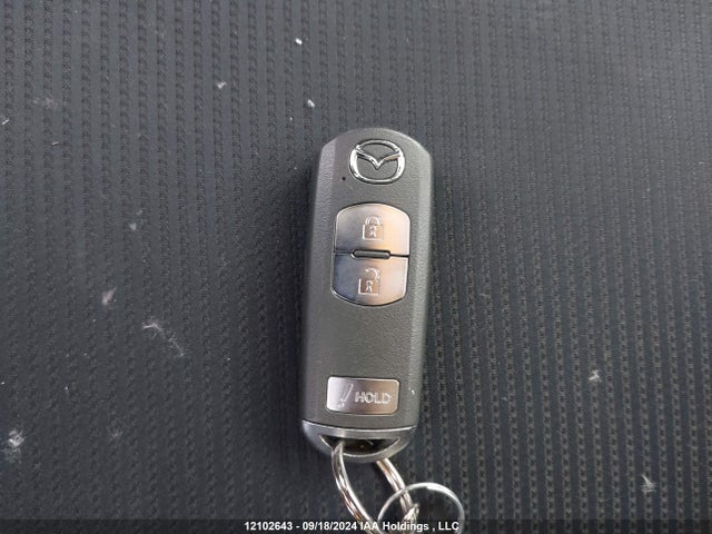 JM1DKFC70K1459890 Mazda pe