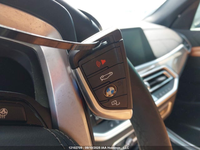 5UXCR6C08N9L63911 BMW X5