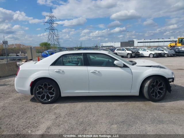 2C3CCABGXHH657601 Chrysler 300 S