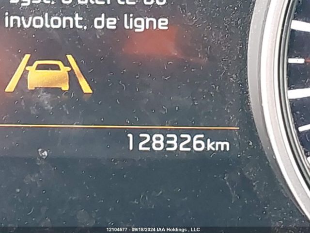 KNDNB5H30N6098611 KIA Carnival Lx