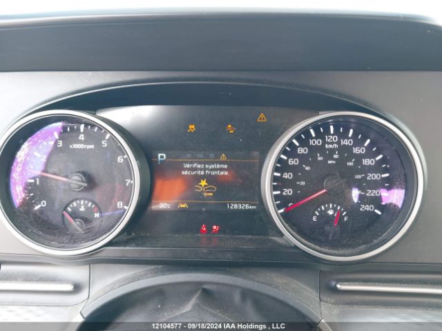 KNDNB5H30N6098611 KIA Carnival Lx