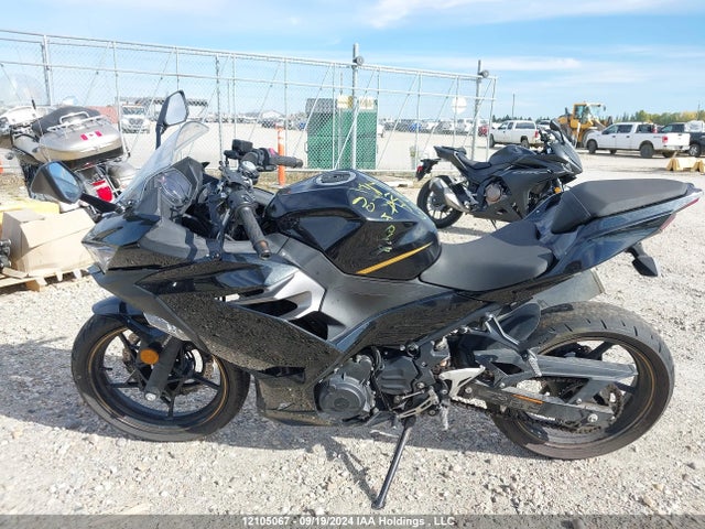 2020 Kawasaki Ex400 მანქანა იყიდება აუქციონზე, vin: JKAEXKG10LDA77814, აუქციონის ნომერი: 12105067
