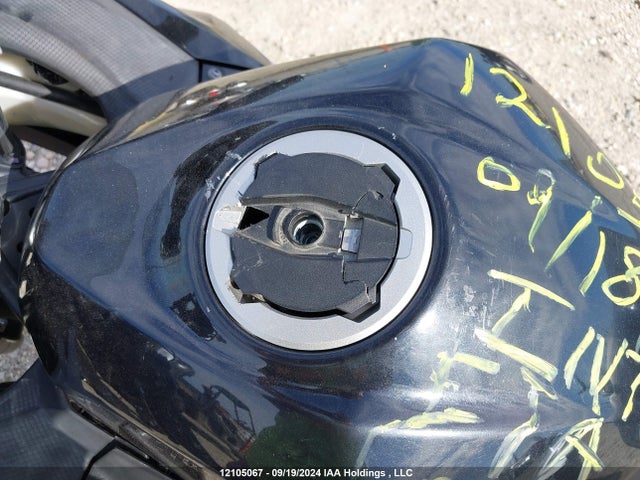 2020 Kawasaki Ex400 მანქანა იყიდება აუქციონზე, vin: JKAEXKG10LDA77814, აუქციონის ნომერი: 12105067