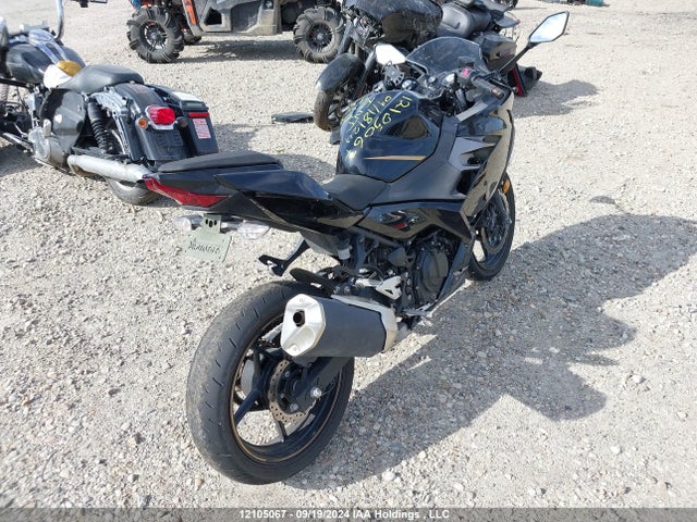 2020 Kawasaki Ex400 მანქანა იყიდება აუქციონზე, vin: JKAEXKG10LDA77814, აუქციონის ნომერი: 12105067