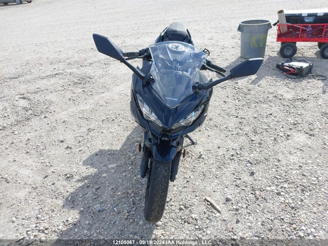 2020 Kawasaki Ex400 მანქანა იყიდება აუქციონზე, vin: JKAEXKG10LDA77814, აუქციონის ნომერი: 12105067