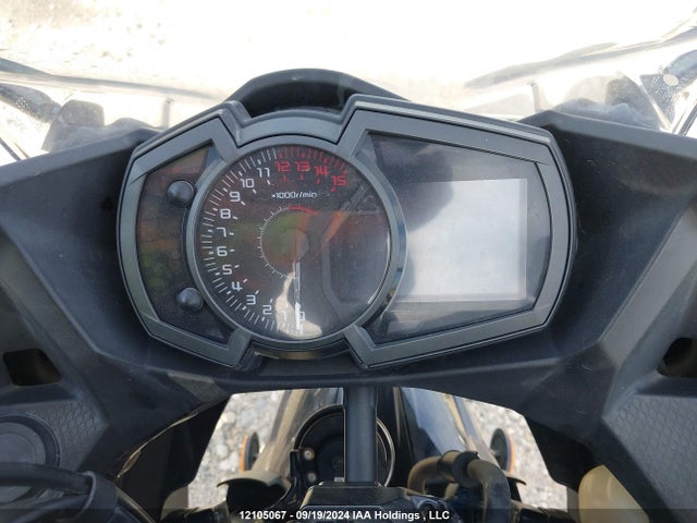 2020 Kawasaki Ex400 მანქანა იყიდება აუქციონზე, vin: JKAEXKG10LDA77814, აუქციონის ნომერი: 12105067