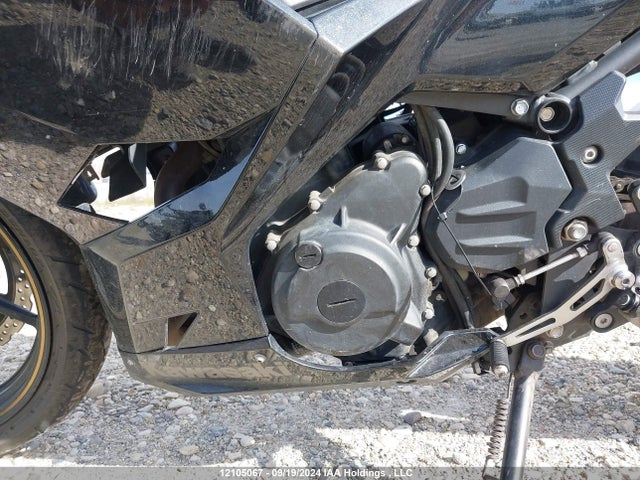 2020 Kawasaki Ex400 მანქანა იყიდება აუქციონზე, vin: JKAEXKG10LDA77814, აუქციონის ნომერი: 12105067