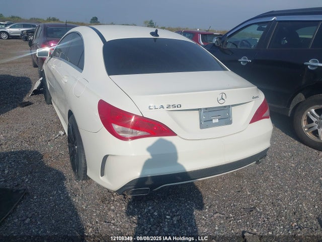 Mercedes-Benz CLA-Class 2016 WDDSJ4GB7GN306555 Image 3