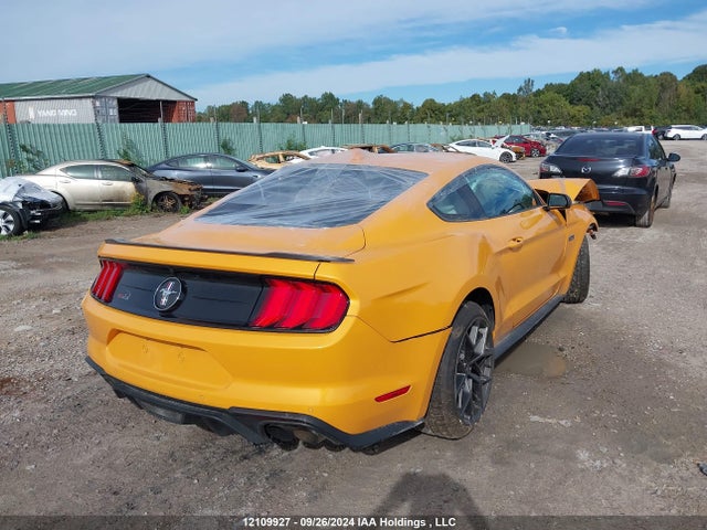 1FA6P8TD3N5120846 Ford 4v