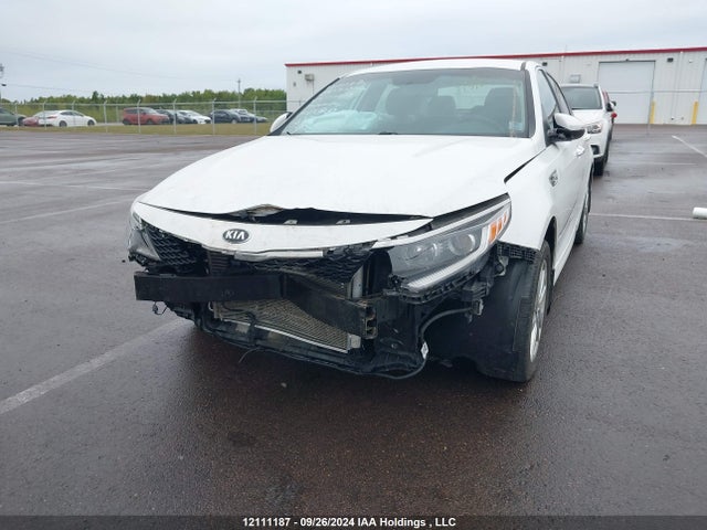 KIA Optima 2017 5XXGT4L36HG150417 Image 12