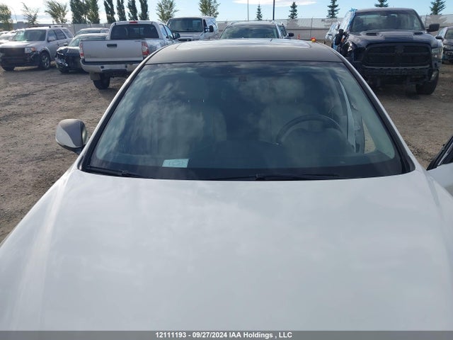 JN1EV7AR4GM343820 Infiniti Q50