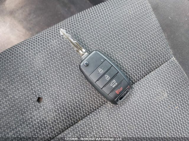 3KPFK4A78JE201001 KIA Forte