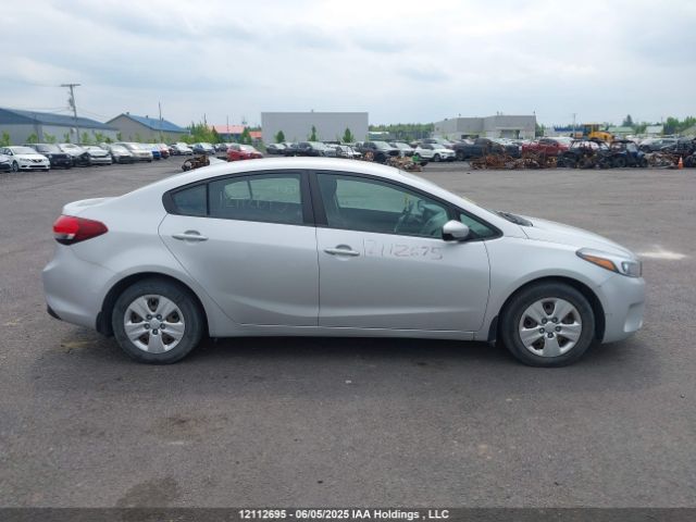 3KPFK4A78JE201001 KIA Forte