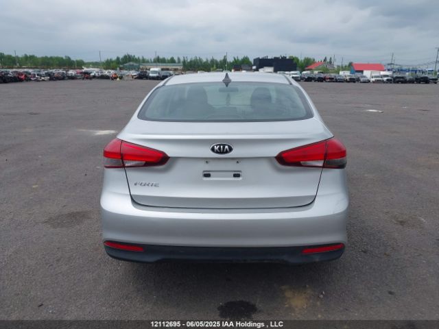 3KPFK4A78JE201001 KIA Forte
